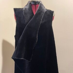 Chaus Gorgeous Faux Fur Vest Brand New Size L